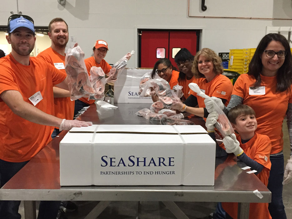 WE'RE<br class="break768"> FOOD BANK<br class="break768"> FRIENDLY